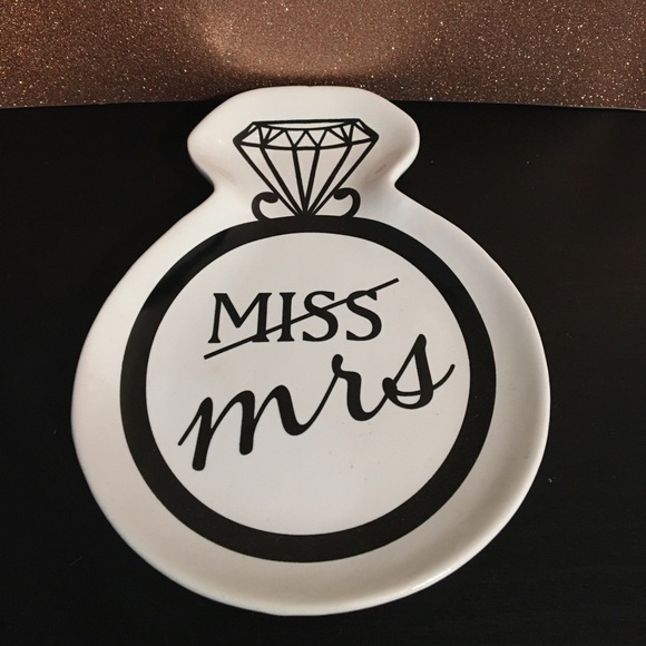 Kohl's Jewelry - Miss to Mrs. Jewelry Tray